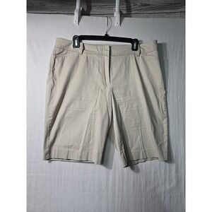 Talbots‎ Bermuda Perfect Shorts Women's Sz 12 Chino Beige Cotton Pockets Casual